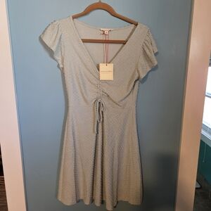 NWT Elegant Cream Dress